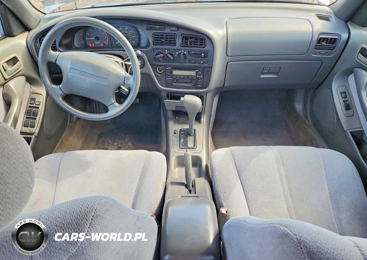 1996 Toyota Camry Le VIN:4T1BG12K1TU743932 - 8
