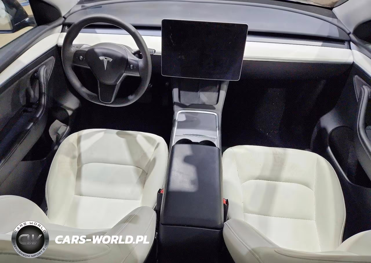 2024 Tesla Model Y VIN:7SAYGAEE9RF022833 - 8
