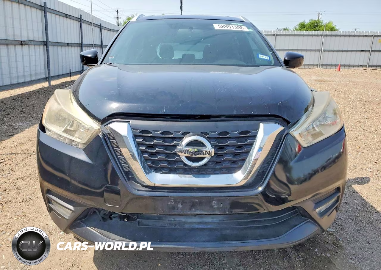 2018 Nissan Kicks Sv VIN:3N1CP5CUXJL507726 - 5