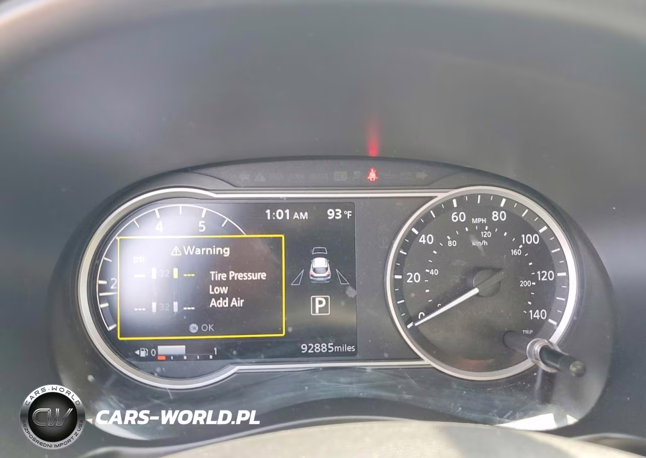 2018 Nissan Kicks Sv VIN:3N1CP5CUXJL507726 - 9