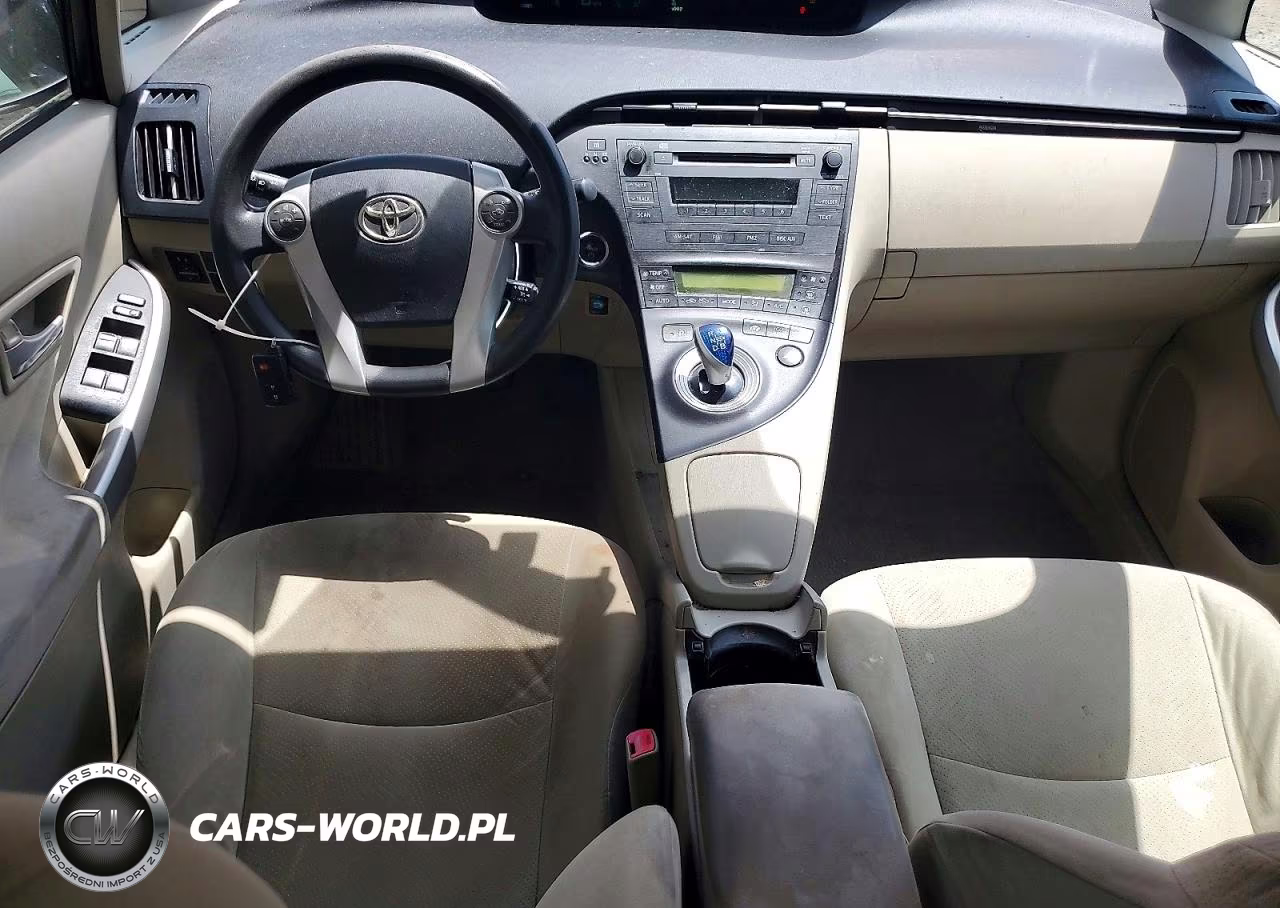 2011 Toyota Prius Two VIN:JTDKN3DU0B1371732 - 8
