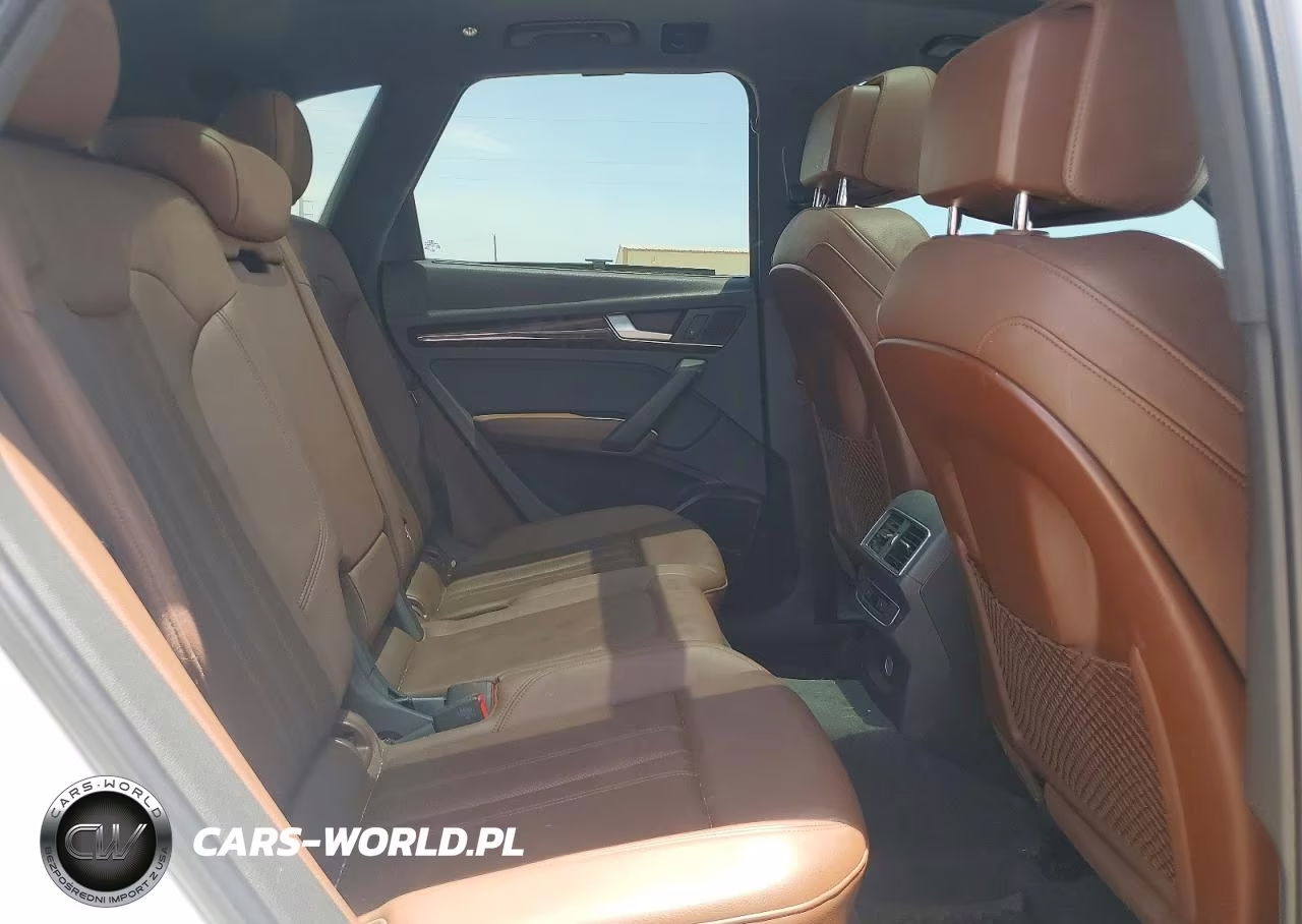 2018 Audi Q5 Premium Plus VIN:WA1BNAFY1J2098937 - 10
