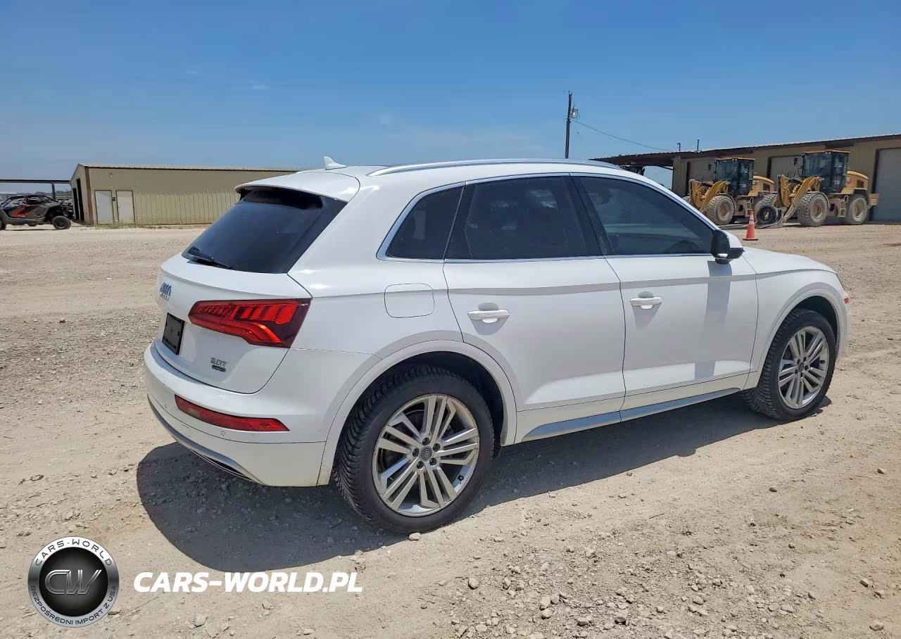 2018 Audi Q5 Premium Plus VIN:WA1BNAFY1J2098937 - 3