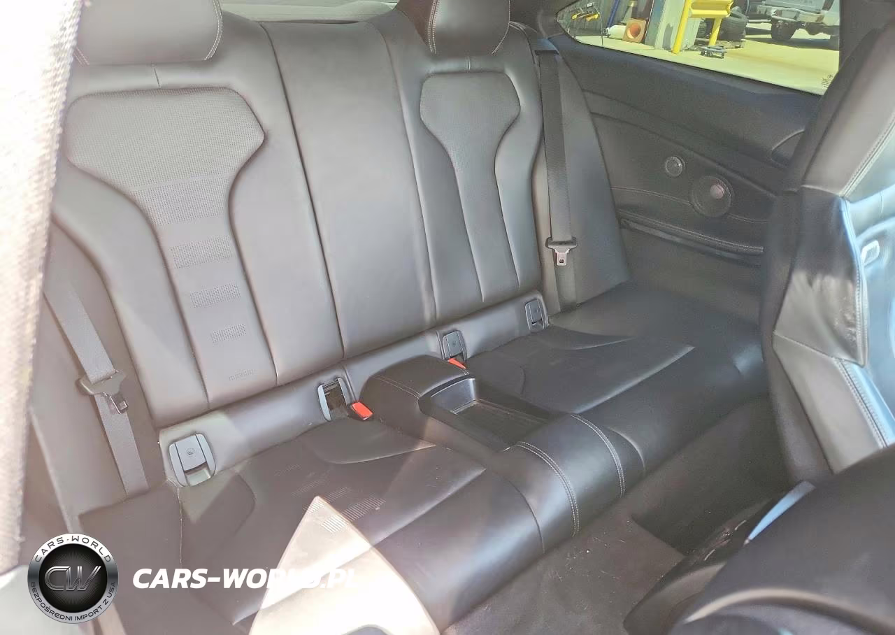 2016 BMW M4 VIN:WBS3R9C55GK336510 - 10