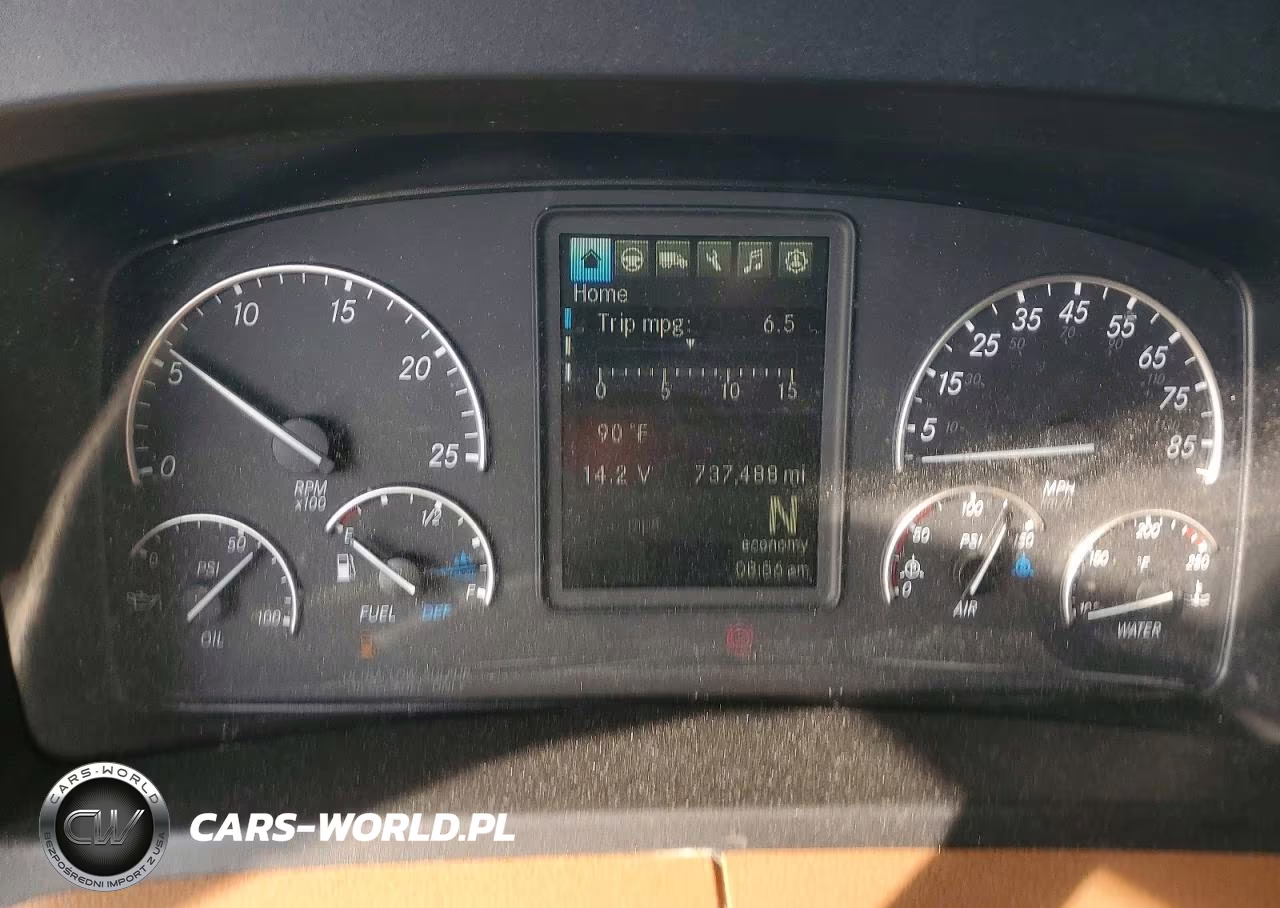 2019 Freightliner Cascadia 126 VIN:3AKJHHDR2KSKD5756 - 8
