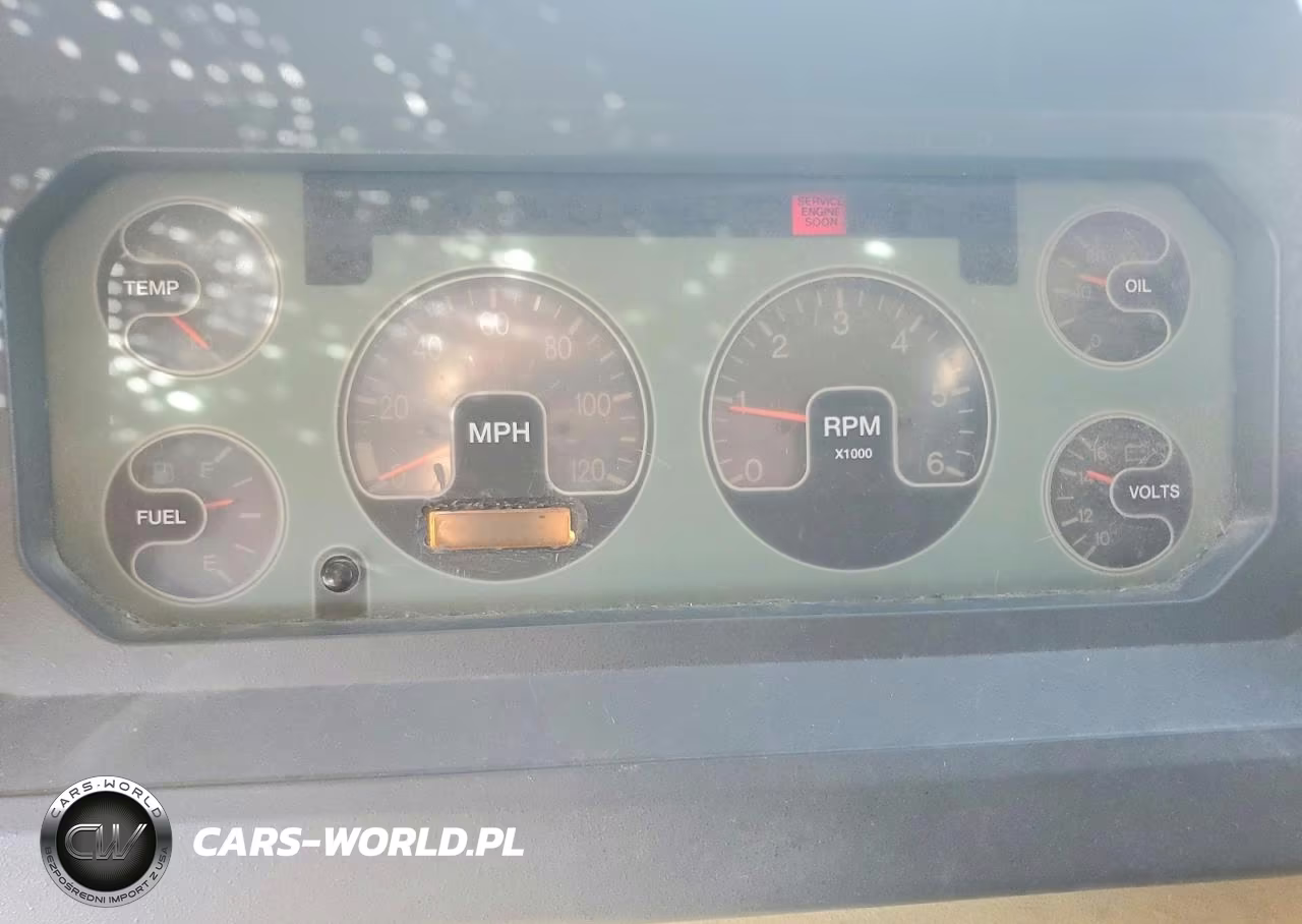 1992 Chevrolet P30 VIN:1GBKP37N0N3308481 - 8