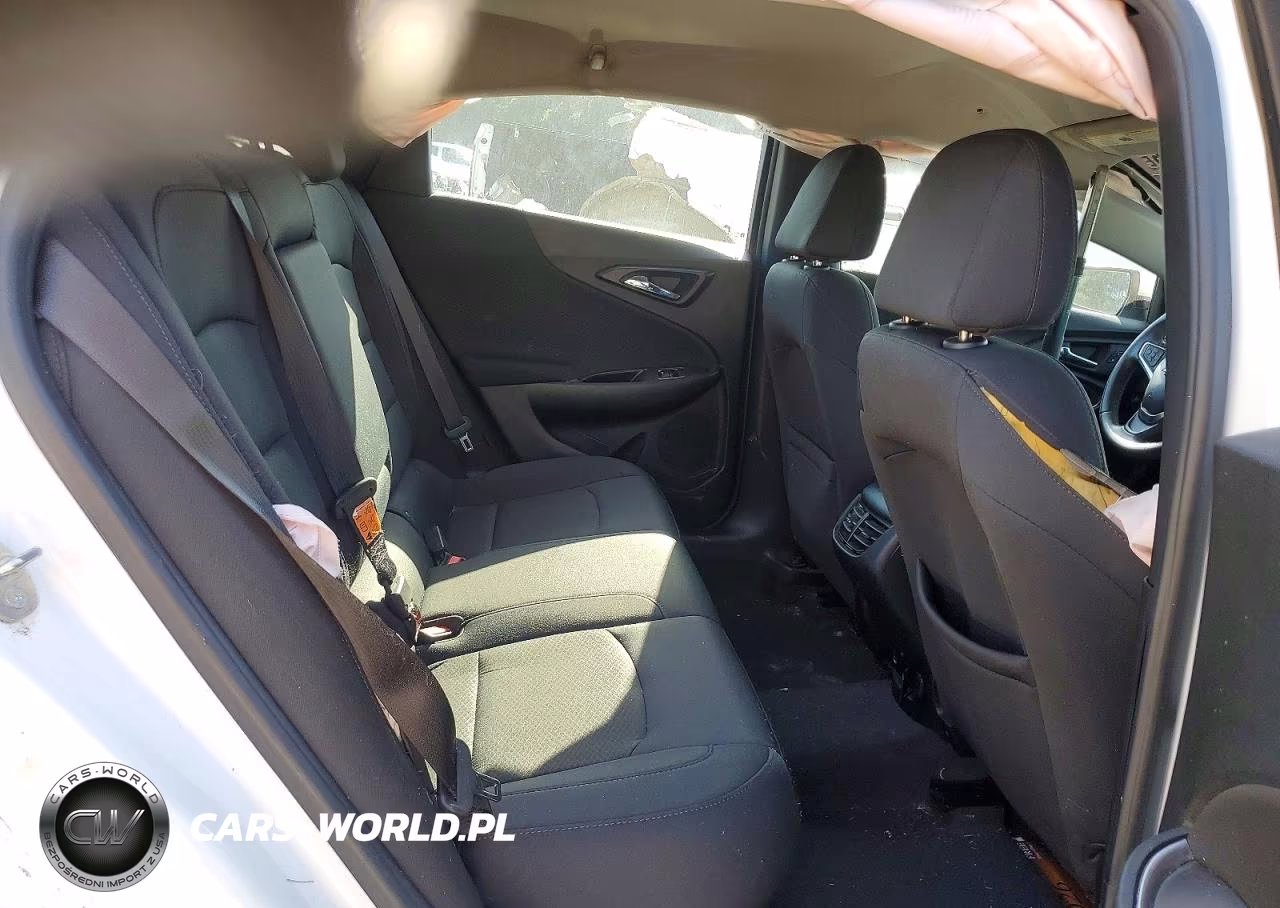 2017 Chevrolet Malibu Hybrid VIN:1G1ZJ5SU9HF119331 - 10