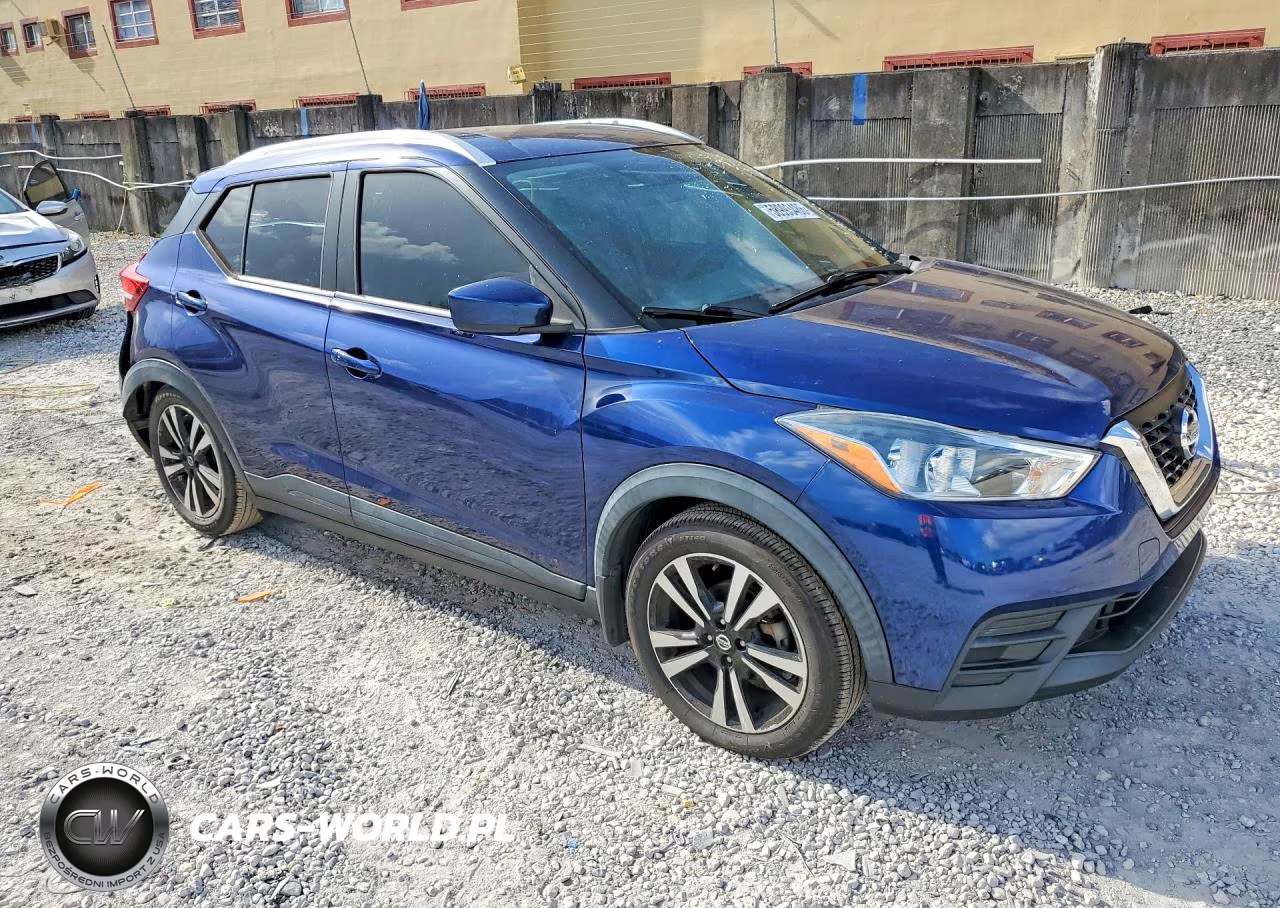 2019 Nissan Kicks Sv VIN:3N1CP5CU6KL519504 - 4