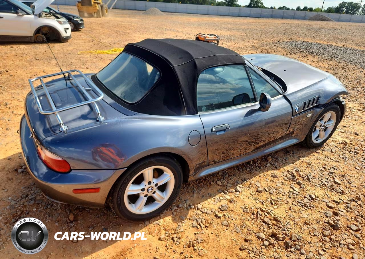 2000 BMW Z3 2.3 VIN:4USCH9341YLG04933 - 3