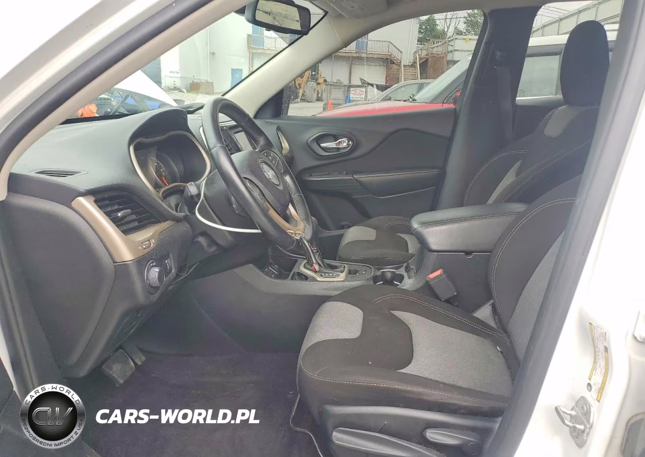 2016 Jeep Cherokee Sport VIN:1C4PJLAB6GW370308 - 7