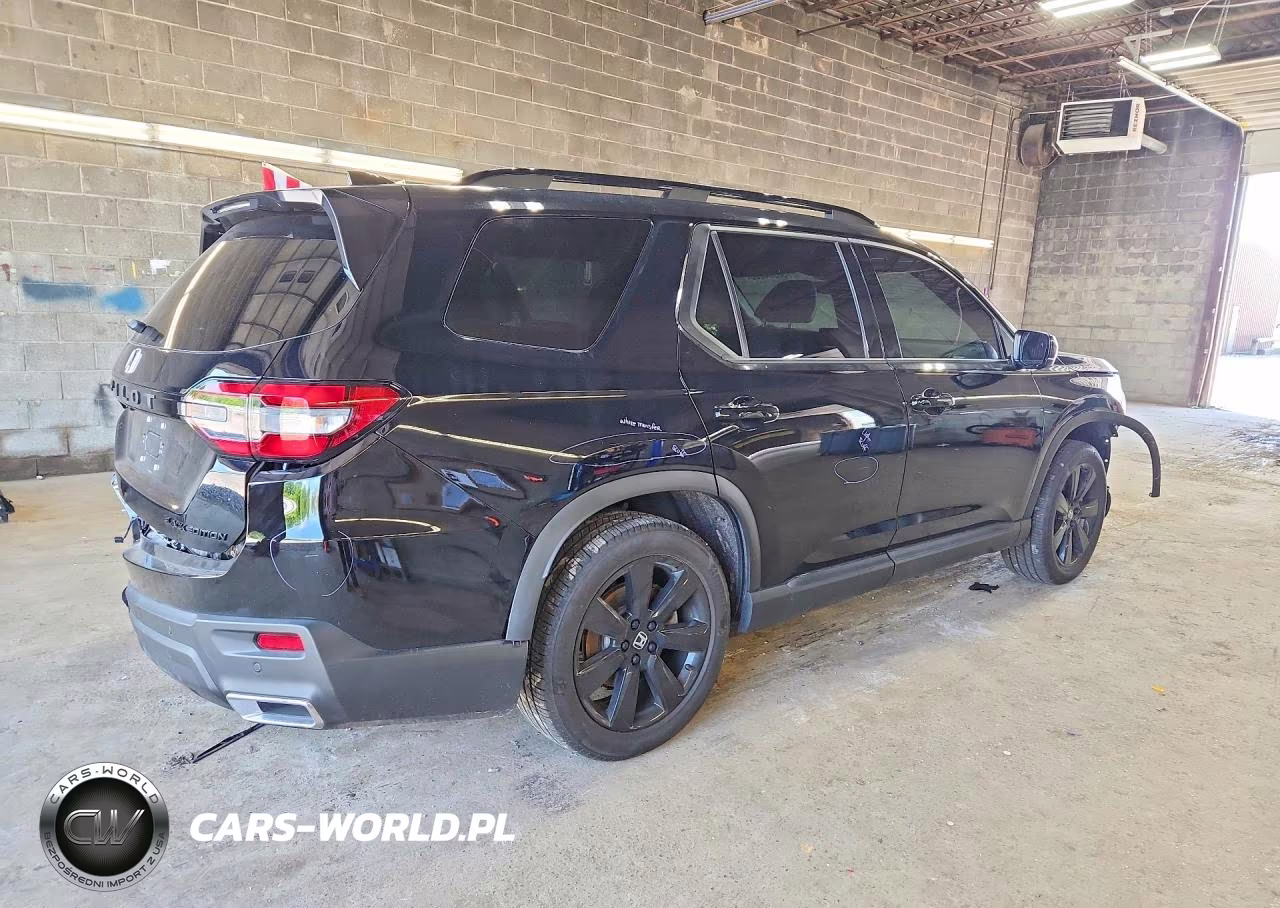 2025 Honda Pilot Black VIN:5FNYG1H92SB120040 - 3