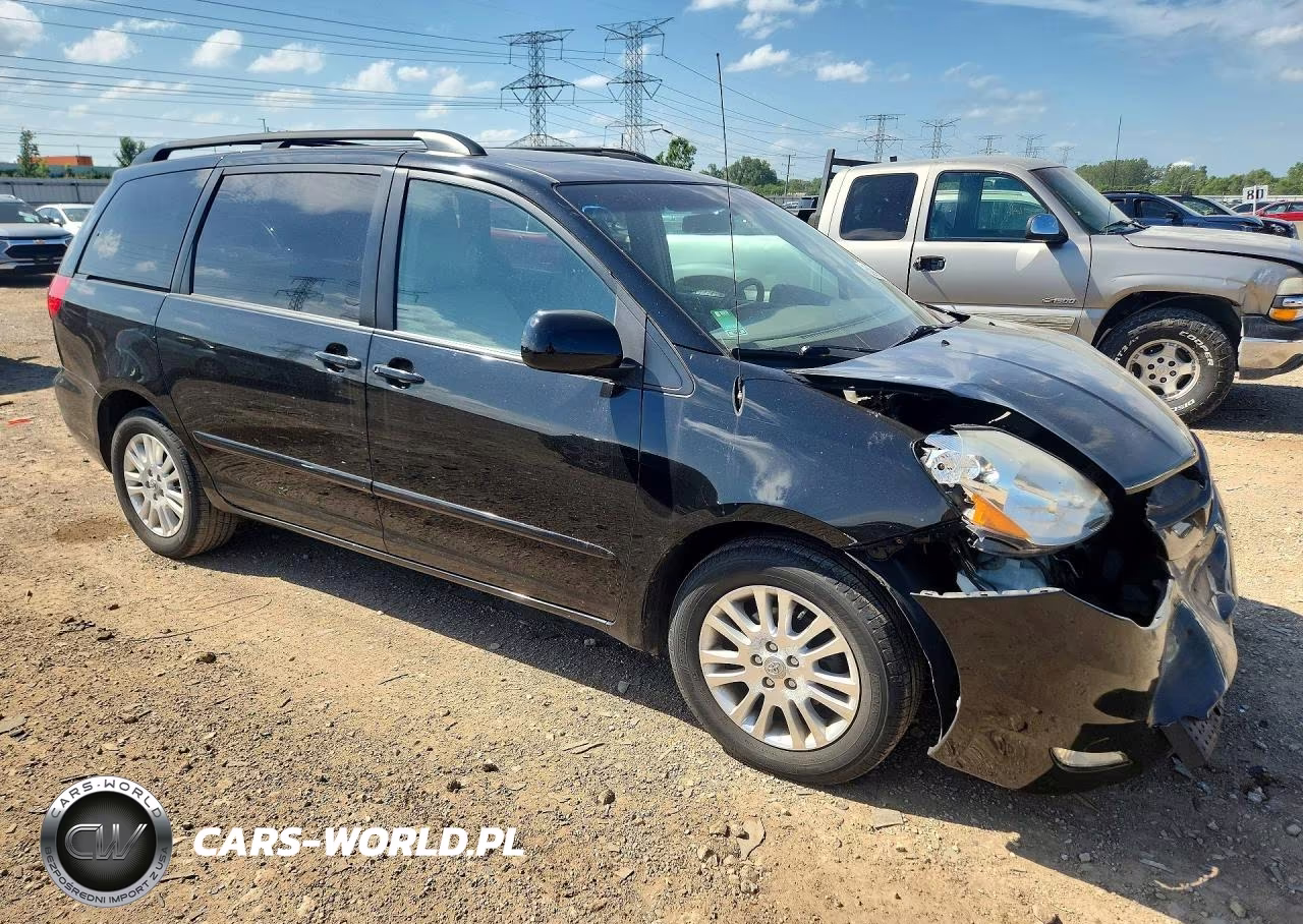 2010 Toyota Sienna Xle VIN:5TDYK4CC5AS318902 - 4