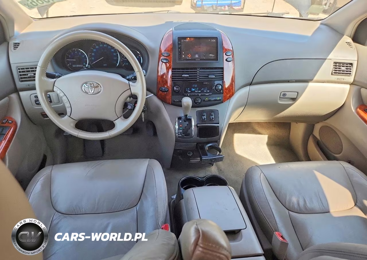 2010 Toyota Sienna Xle VIN:5TDYK4CC5AS318902 - 8