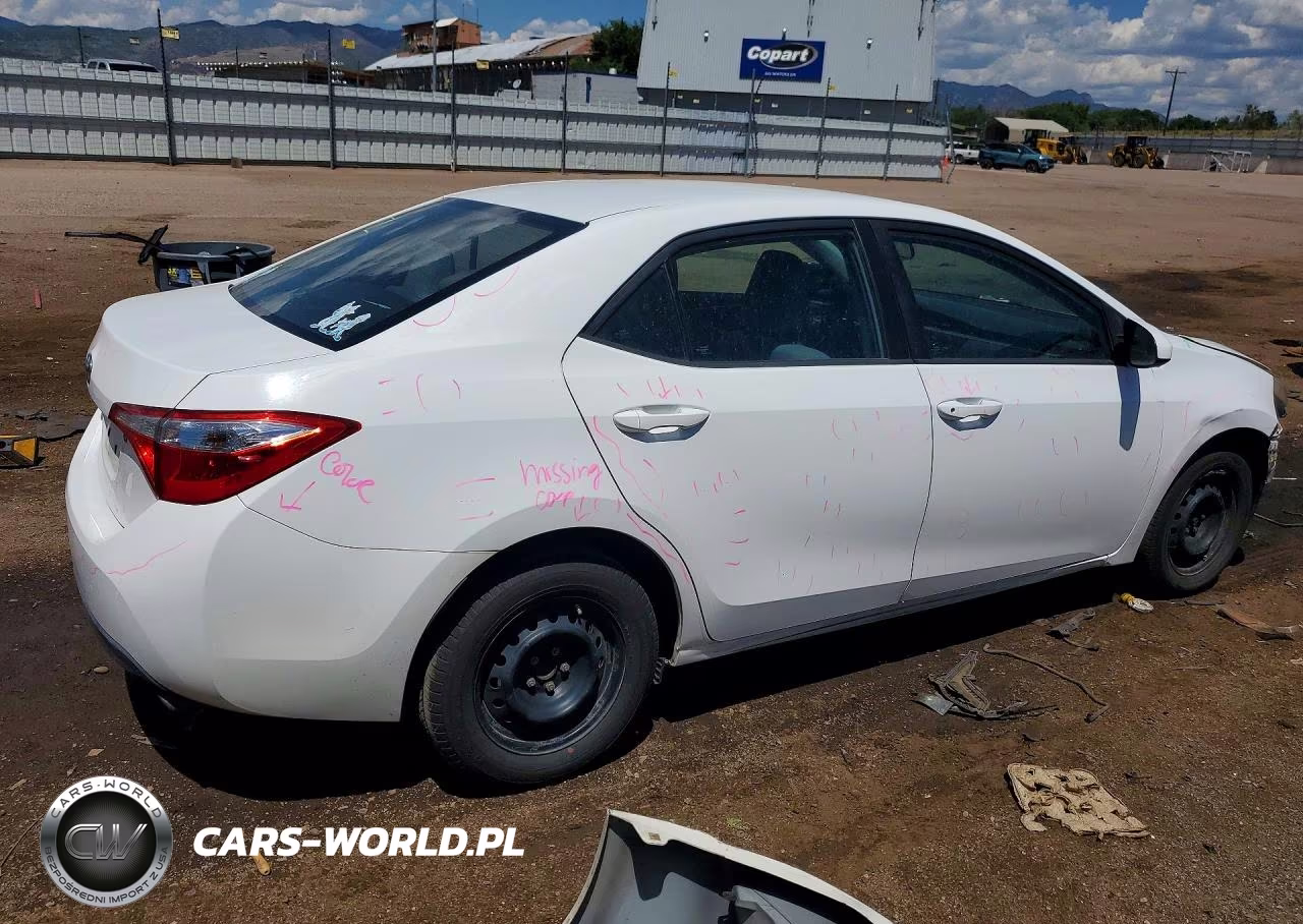 2016 Toyota Corolla L VIN:2T1BURHE8GC607121 - 3