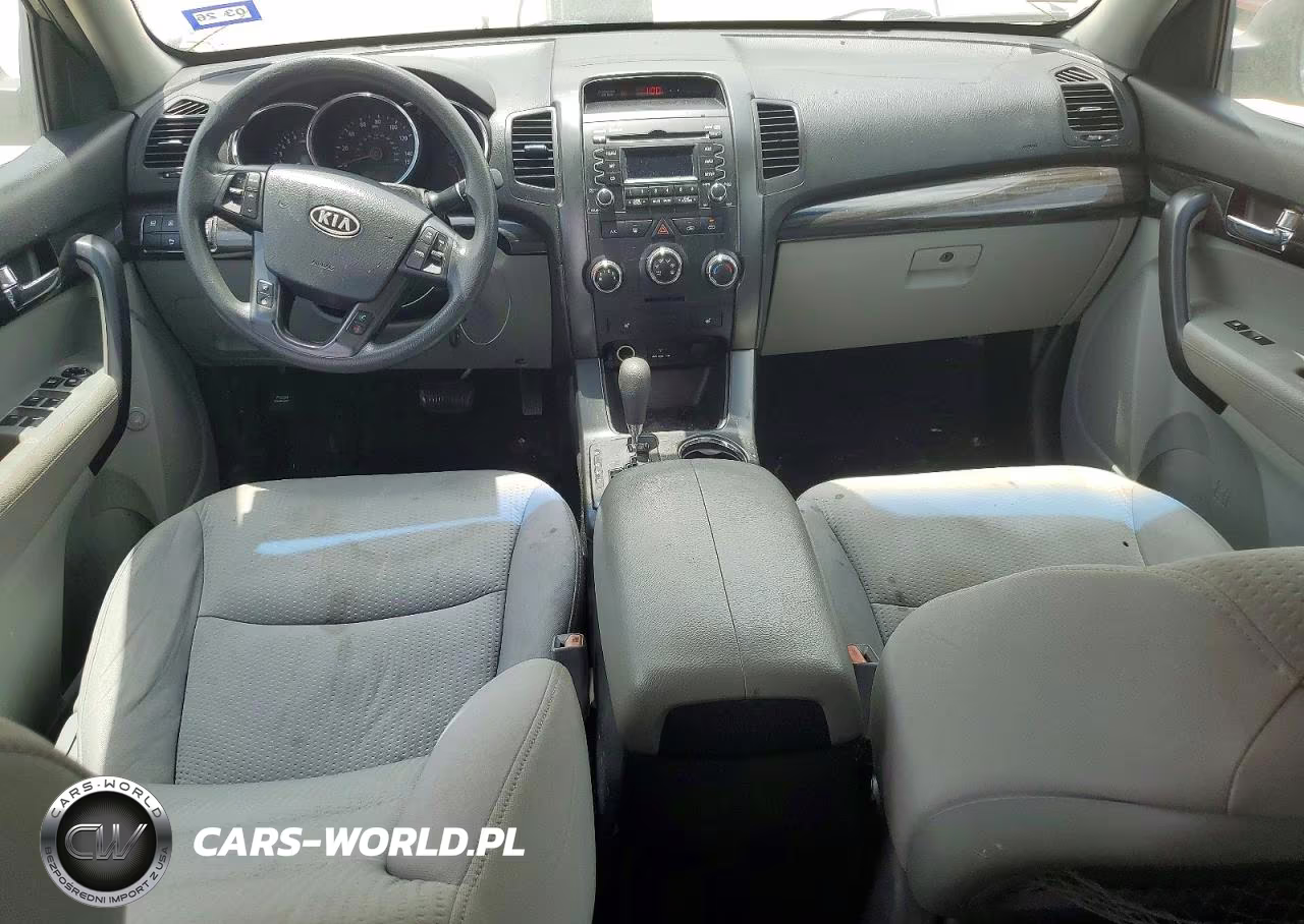 2011 Kia Sorento Lx VIN:5XYKT3A18BG043586 - 8