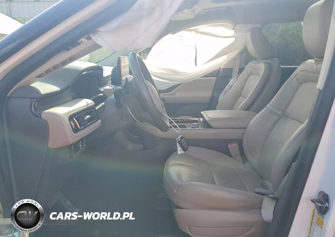 2023 Lincoln Aviator Reserve VIN:5LM5J7XC4PGL30357 - 7