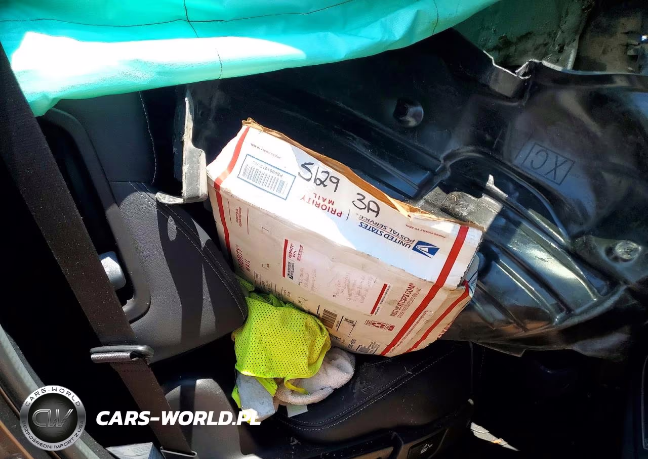 2022 Subaru Ascent Touring VIN:4S4WMARD5N3464154 - 11