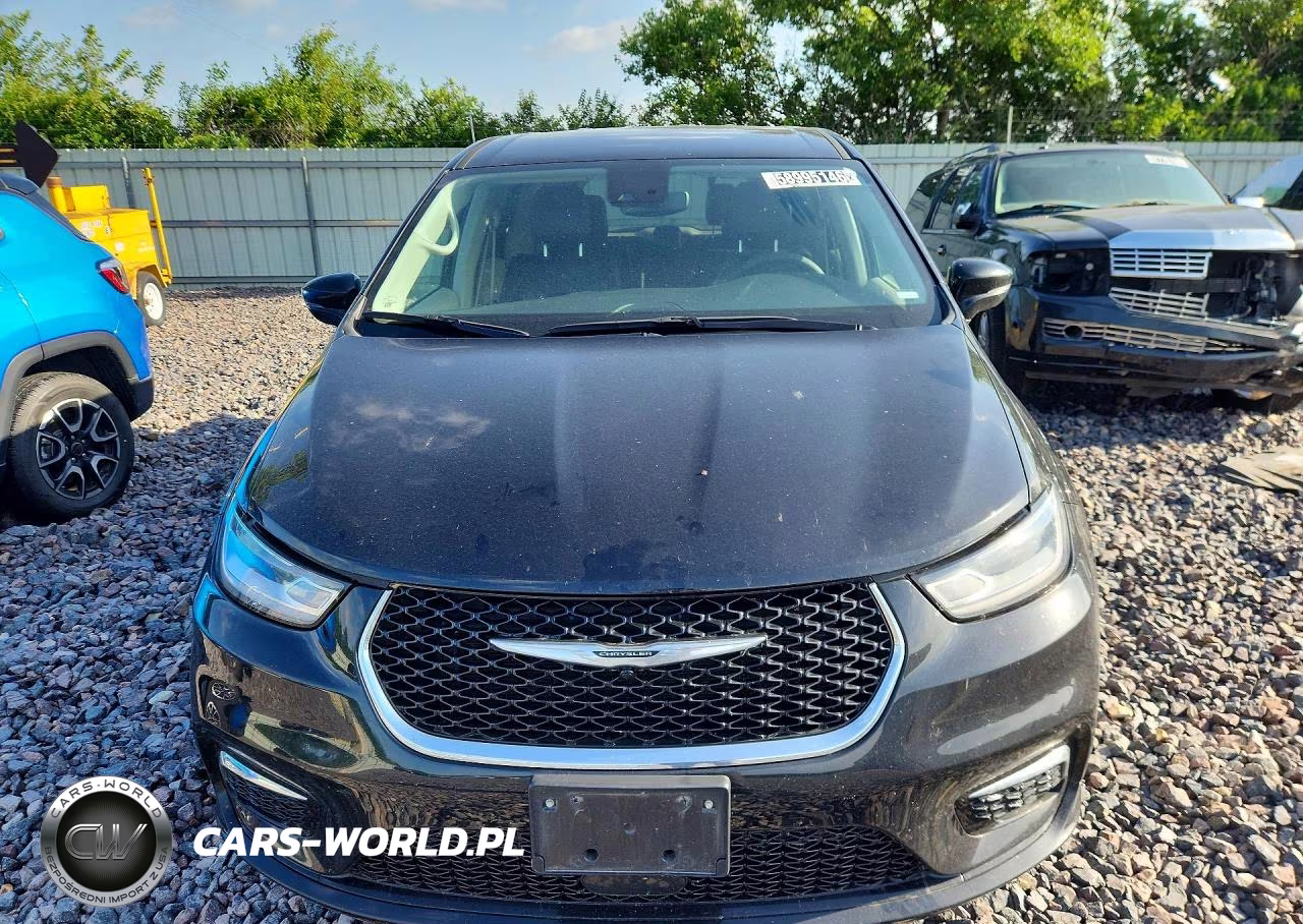 2024 Chrysler Pacifica Hybrid Select VIN:2C4RC1S74RR150064 - 5
