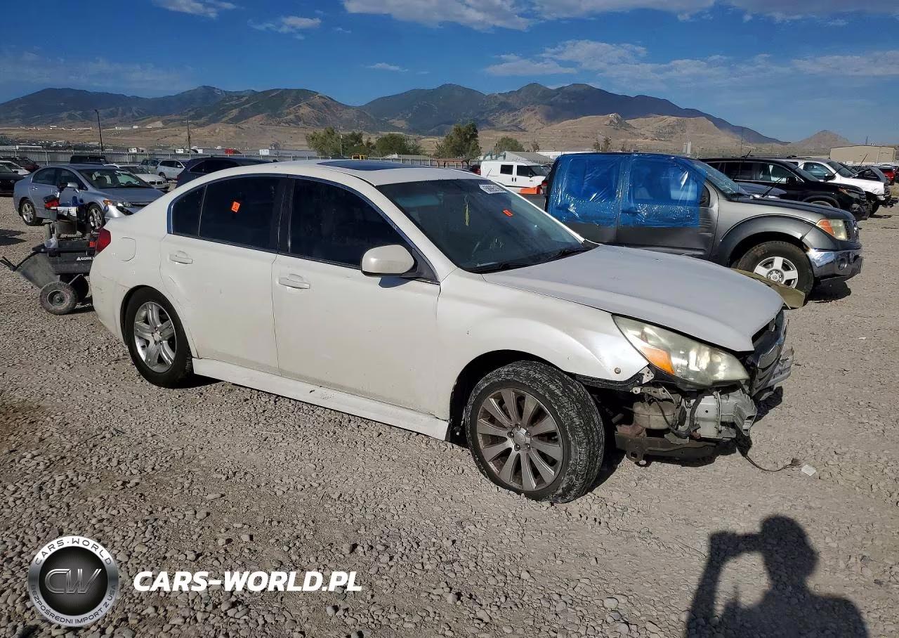 2011 Subaru Legacy 3.6R Limited VIN:4S3BMEL64B2223837 - 4