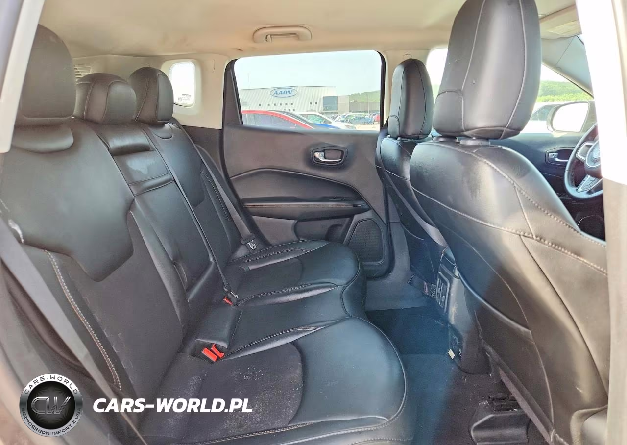 2019 Jeep Compass Latitude VIN:3C4NJCBB6KT856606 - 11