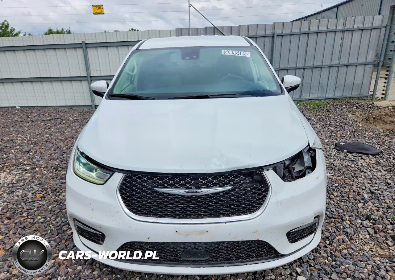 2023 Chrysler Pacifica Touring L VIN:2C4RC1BG2PR597473 - 5