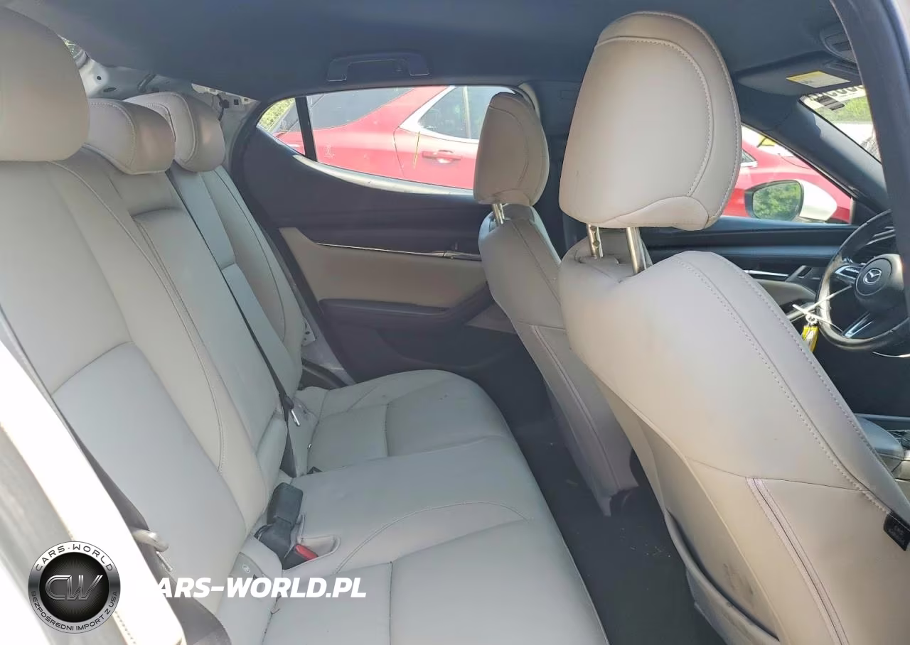 2019 Mazda 3 Preferred VIN:JM1BPBMM6K1126759 - 10