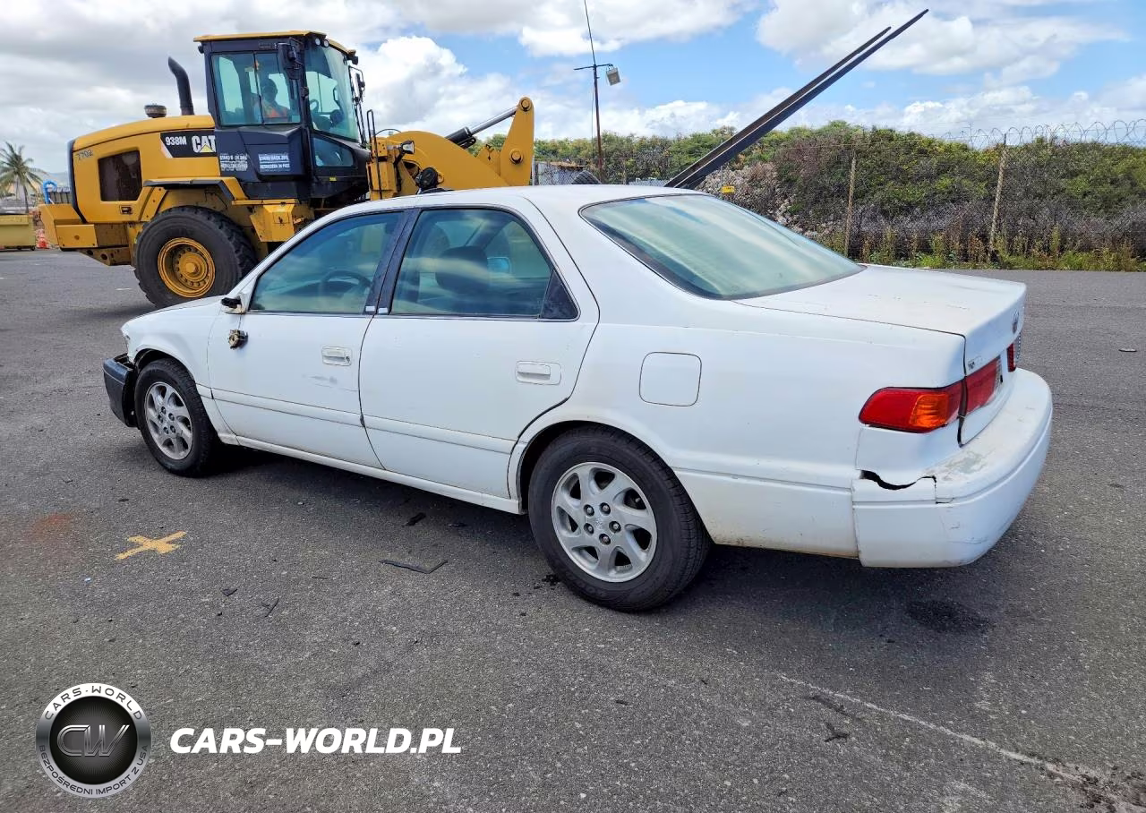 2001 Toyota Camry Ce VIN:JT2BG22KX10578440 - 2