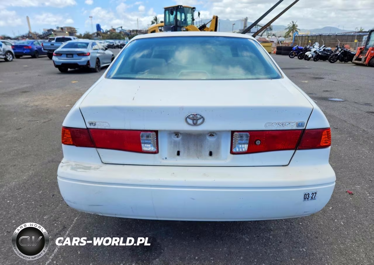 2001 Toyota Camry Ce VIN:JT2BG22KX10578440 - 6