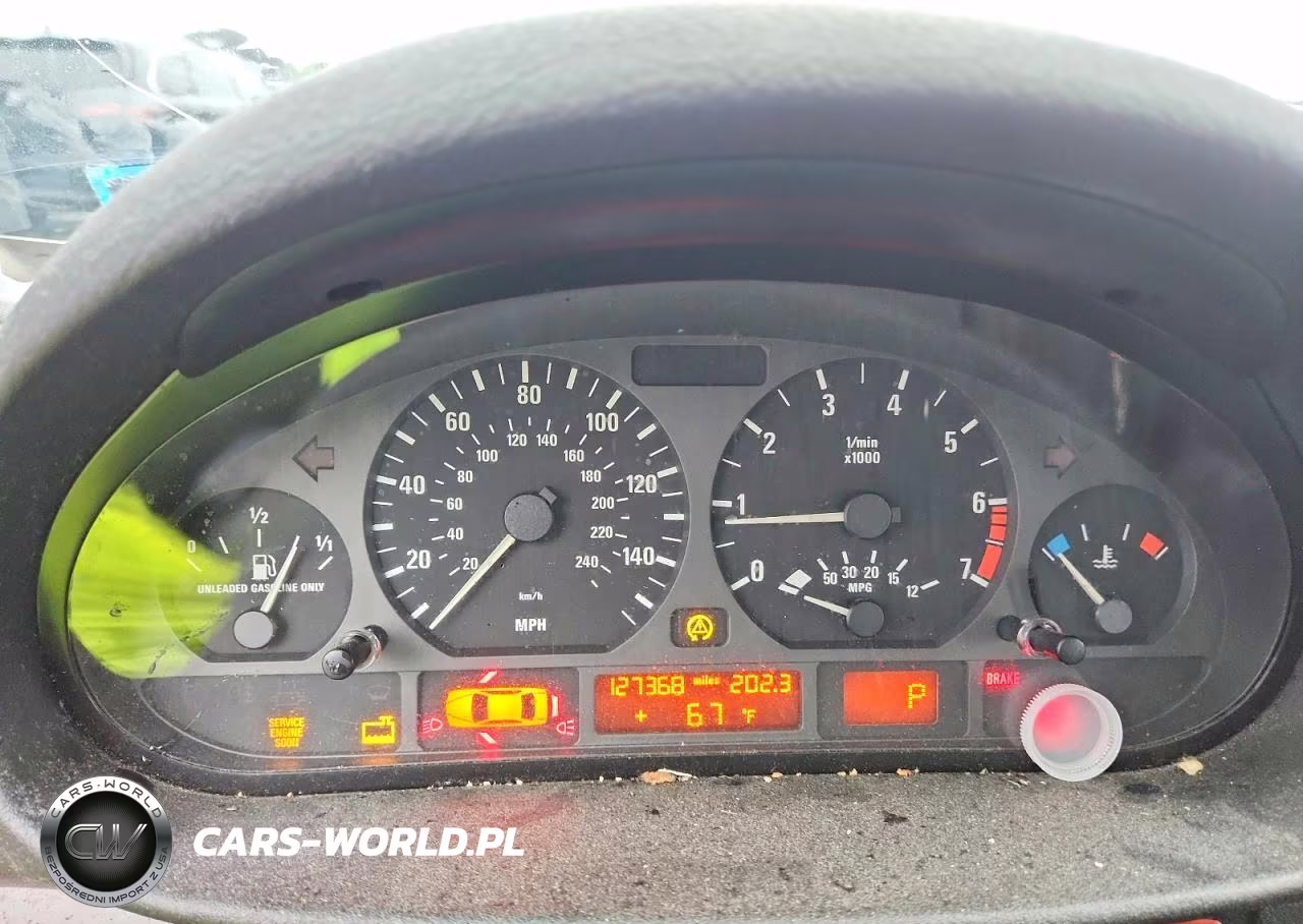 2002 BMW 325 I VIN:WBAEV33462KL67156 - 9