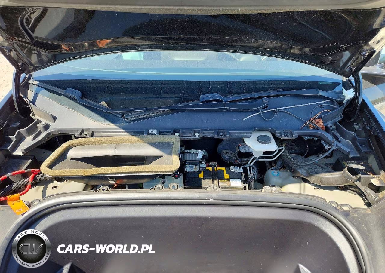 2020 Tesla Model Y VIN:5YJYGDEF1LF012120 - 11