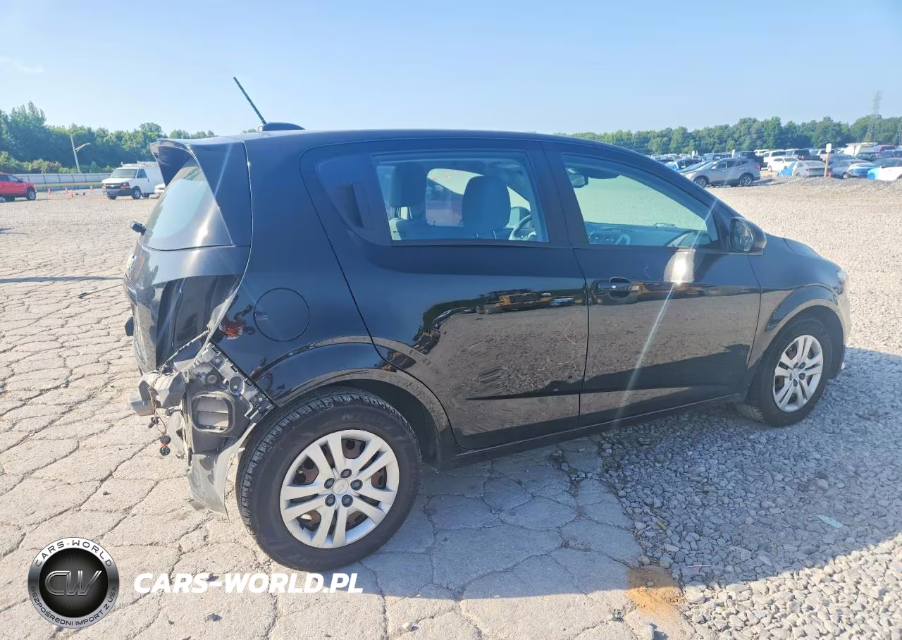 2020 Chevrolet Sonic VIN:1G1JG6SB4L4115790 - 3