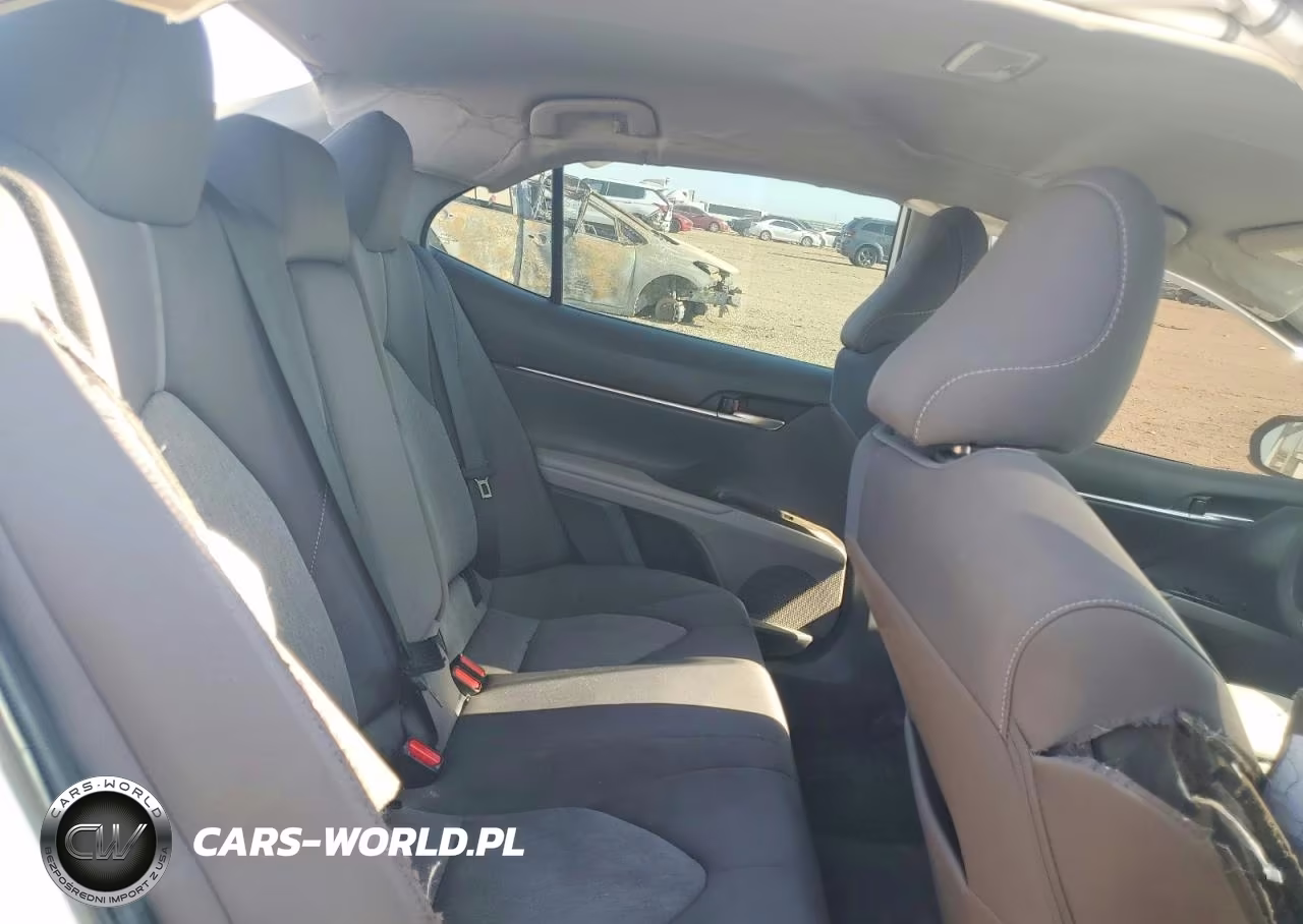 2024 Toyota Camry Le VIN:4T1C11AK7RU195418 - 10