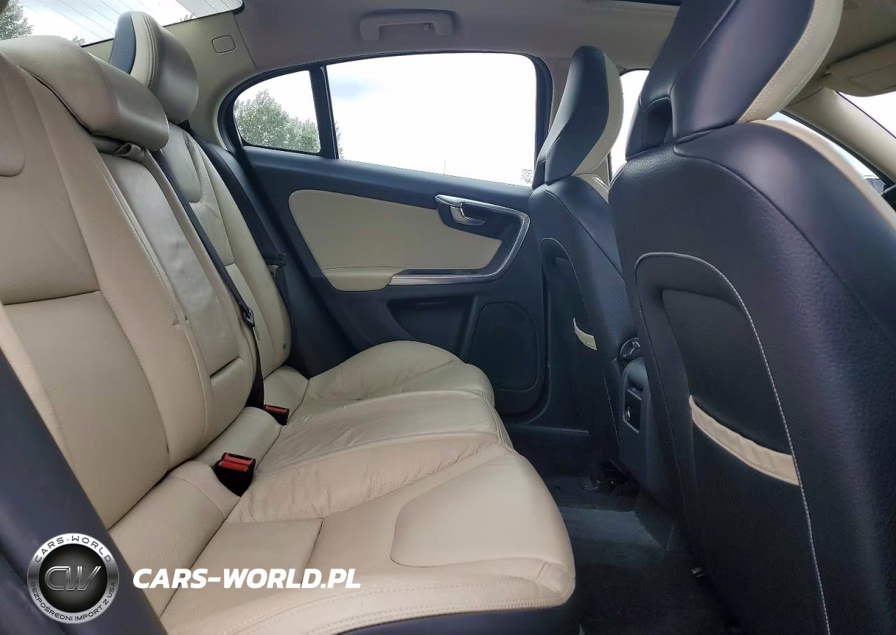 2013 Volvo S60 T5 VIN:YV1612FH9D1231358 - 10