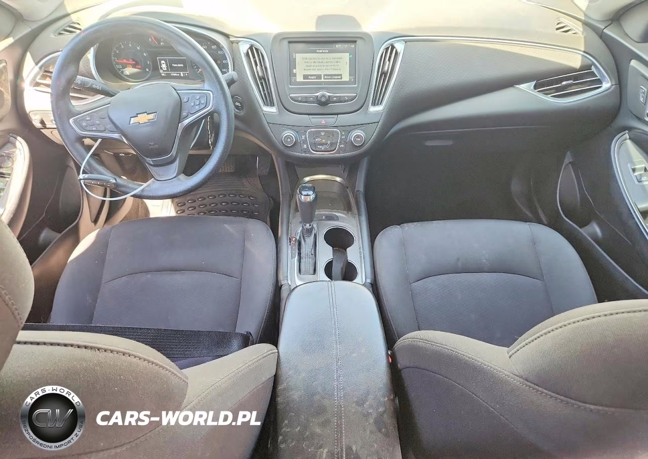 2018 Chevrolet Malibu VIN:1G1ZD5ST9JF129149 - 8