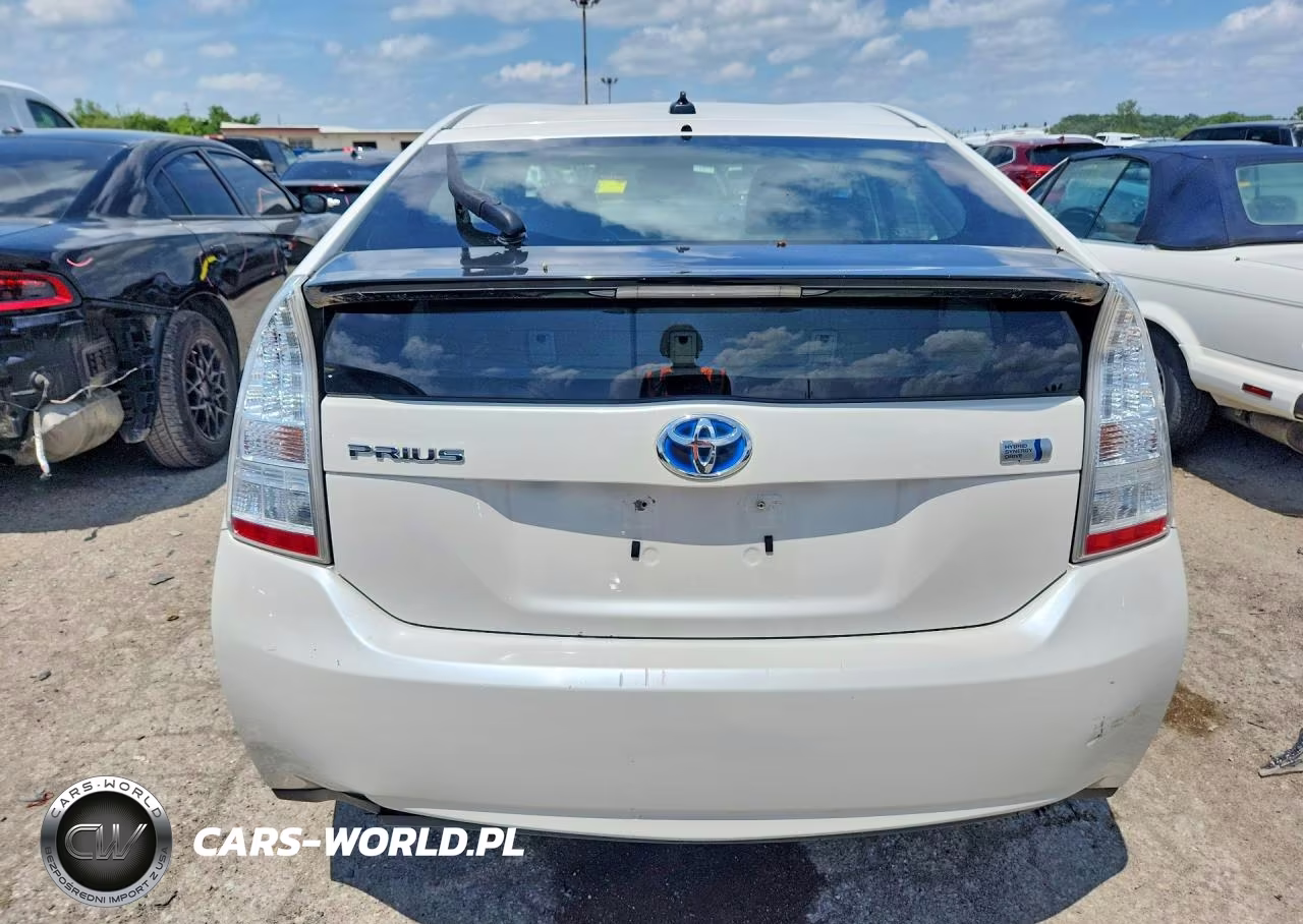 2011 Toyota Prius Two VIN:JTDKN3DU1B5342622 - 6