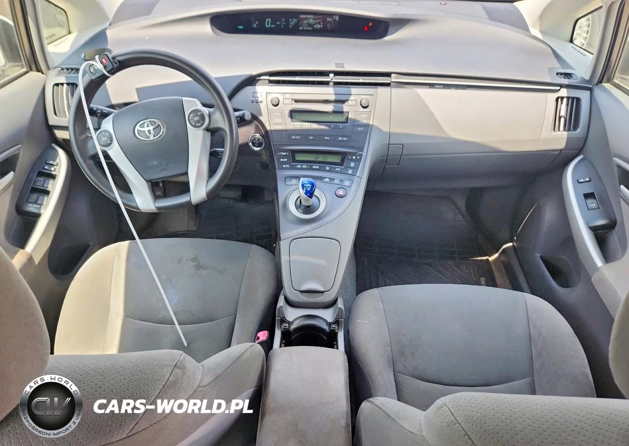 2011 Toyota Prius Two VIN:JTDKN3DU1B5342622 - 8