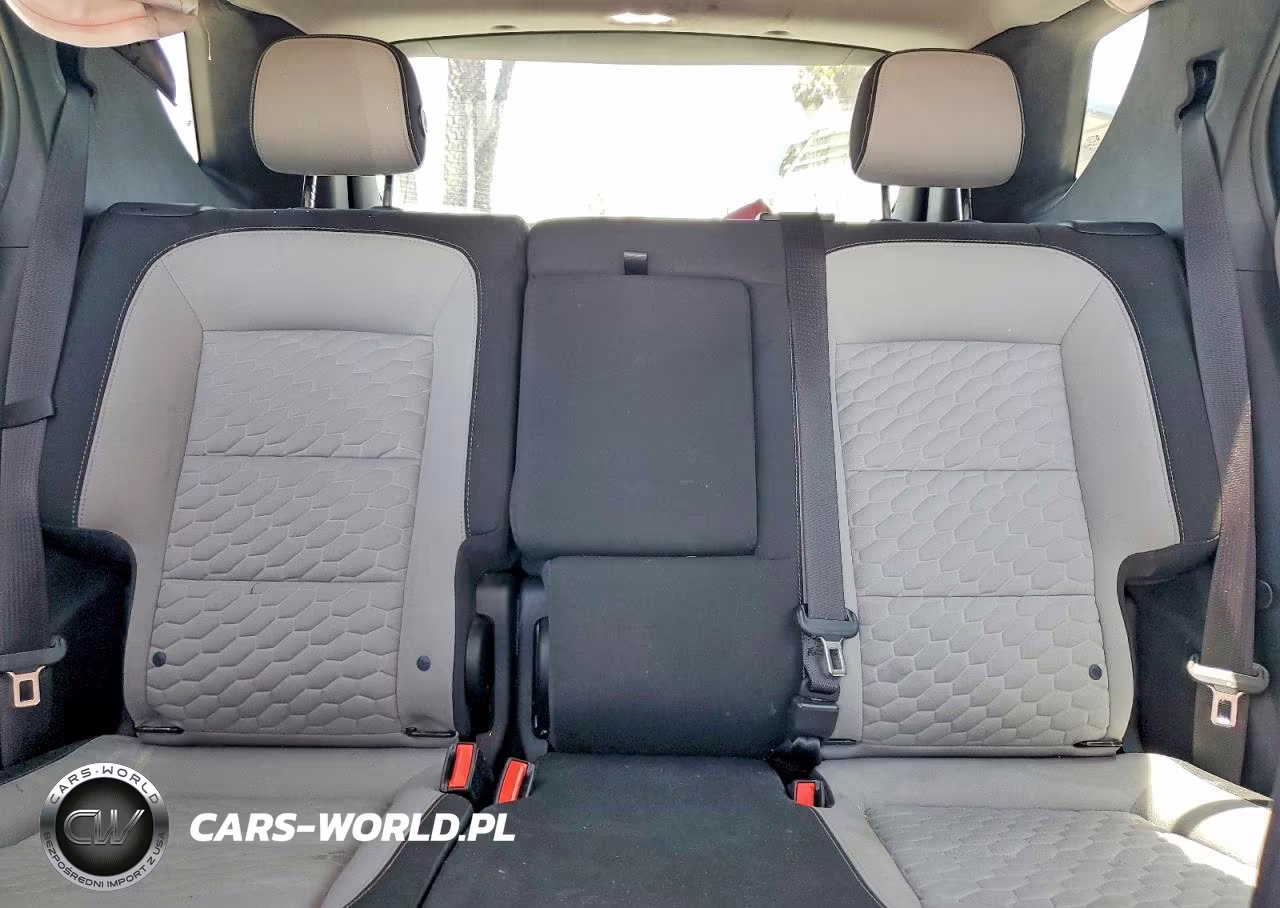 2020 Chevrolet Equinox Ls VIN:2GNAXHEV5L6267981 - 10