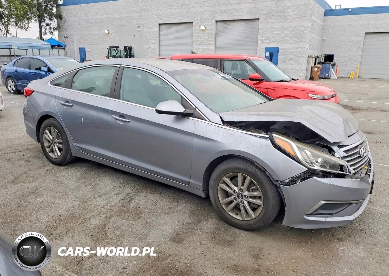 2017 Hyundai Sonata Se VIN:5NPE24AF7HH523735 - 4