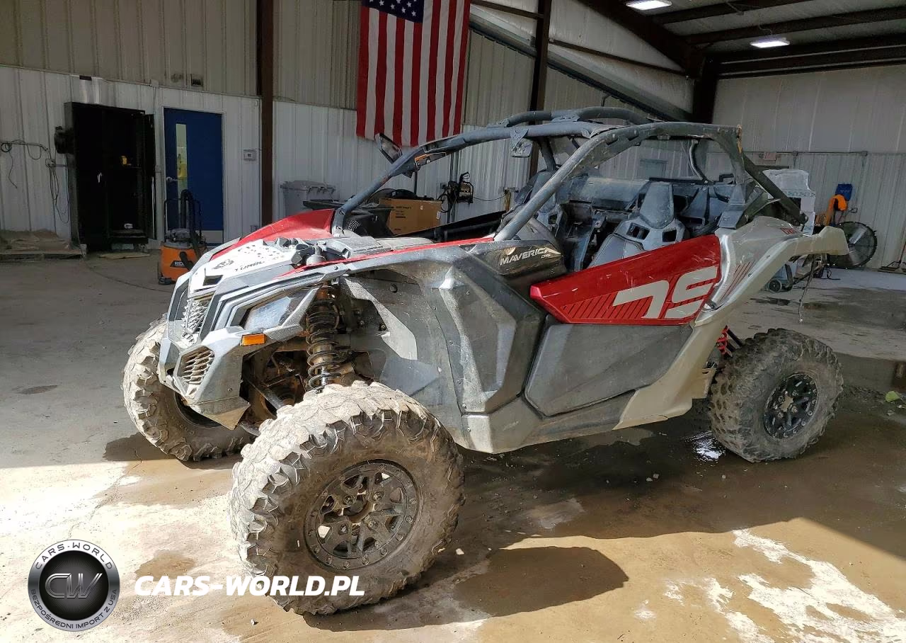 2024 Can-Am Maverick X3 Utility Vehicle VIN:3JBVGAV48RE000158 - 2