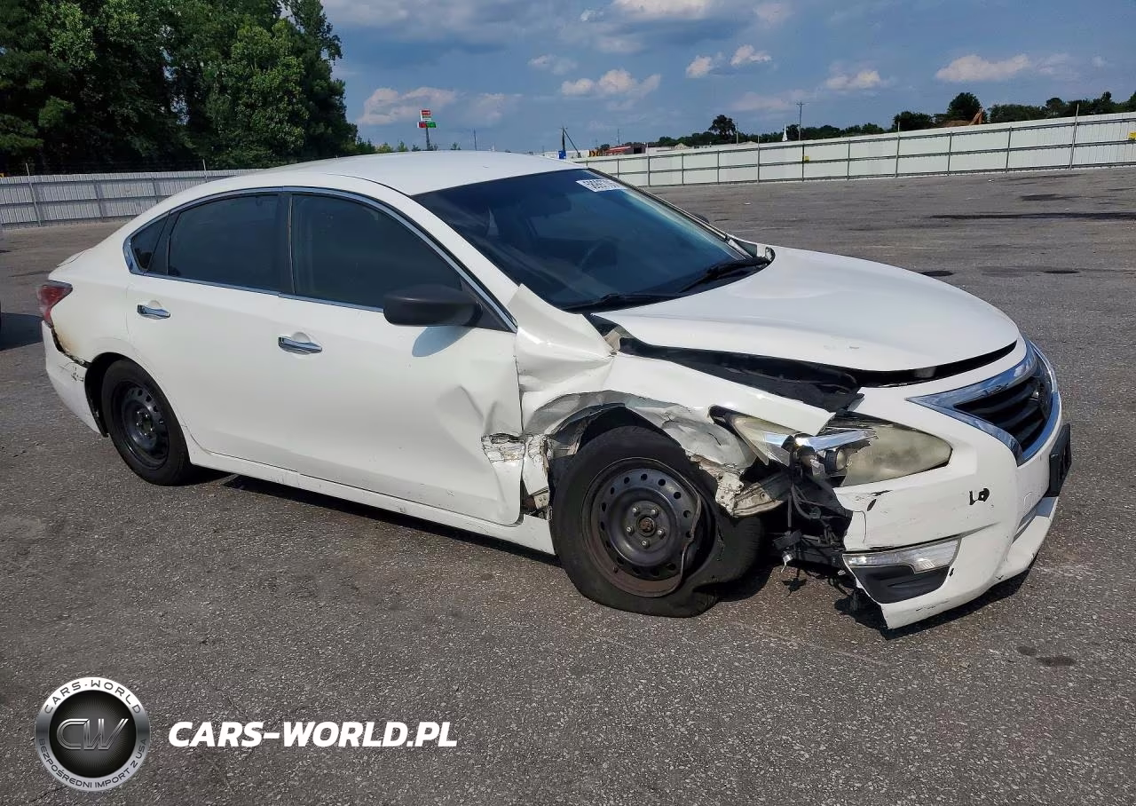 2015 Nissan Altima VIN:1N4AL3APXFC296702 - 4
