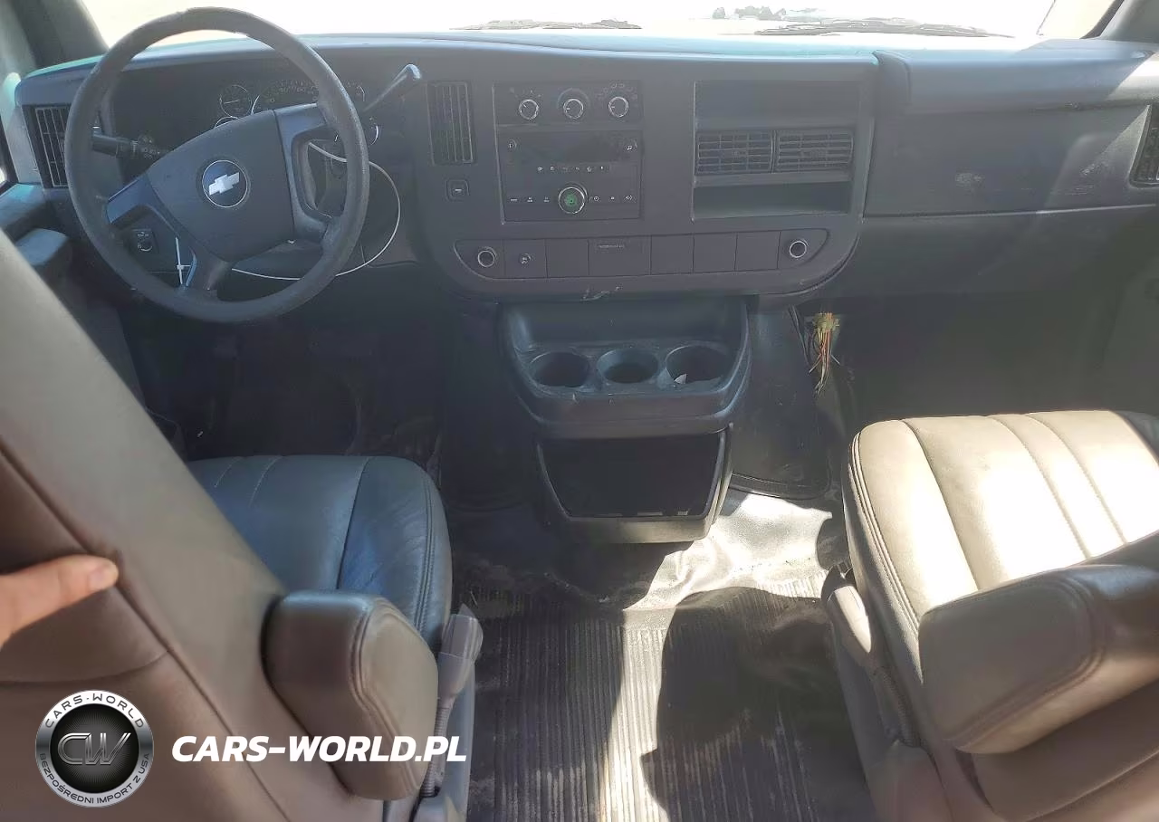 2011 Chevrolet Express 1500 Cargo Delivery Van VIN:1GCSGAFX8B1135898 - 8