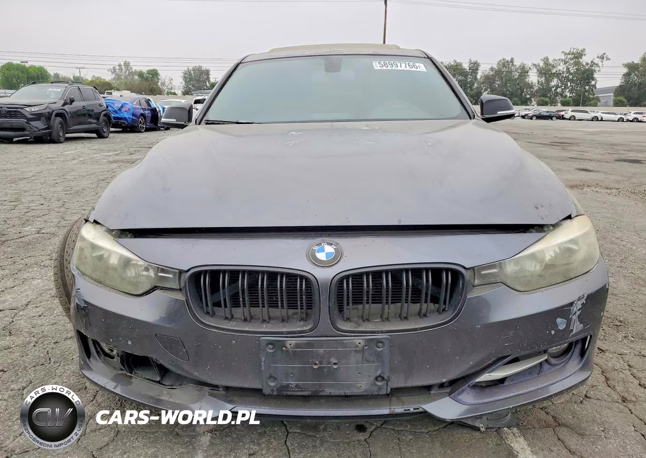 2012 BMW 3 Series VIN:WBA3A5C58CF340834 - 5