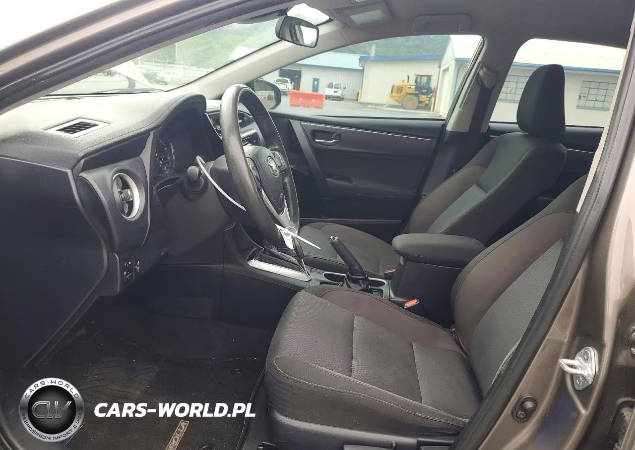 2017 Toyota Corolla Le VIN:2T1BURHE9HC855699 - 7