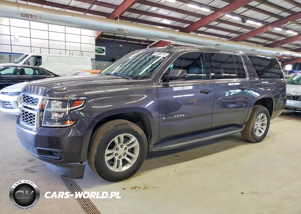 2018 Chevrolet Suburban C1500 Lt – zdjęcie 1 z 13