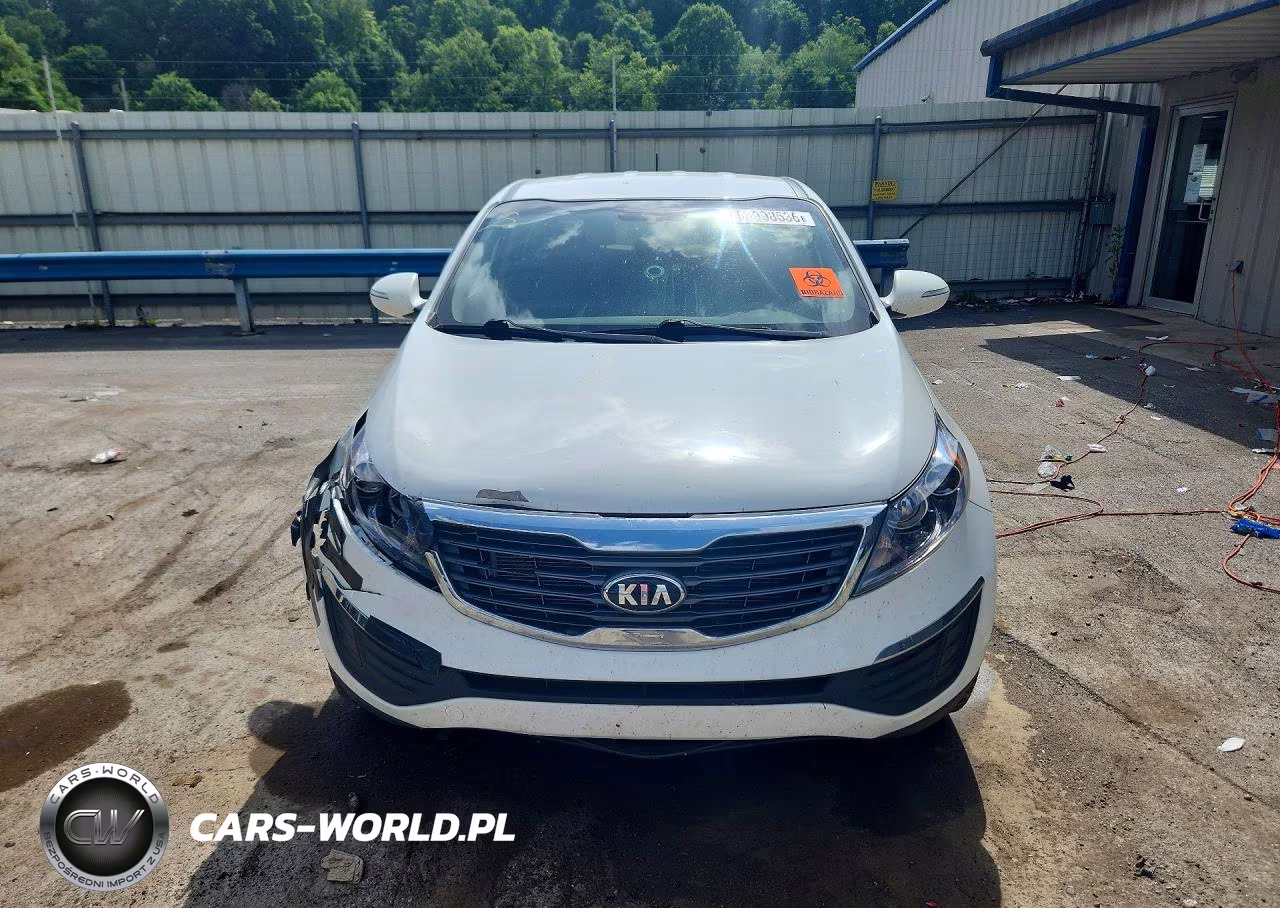 2013 Kia Sportage Lx VIN:KNDPBCA23D7380815 - 5