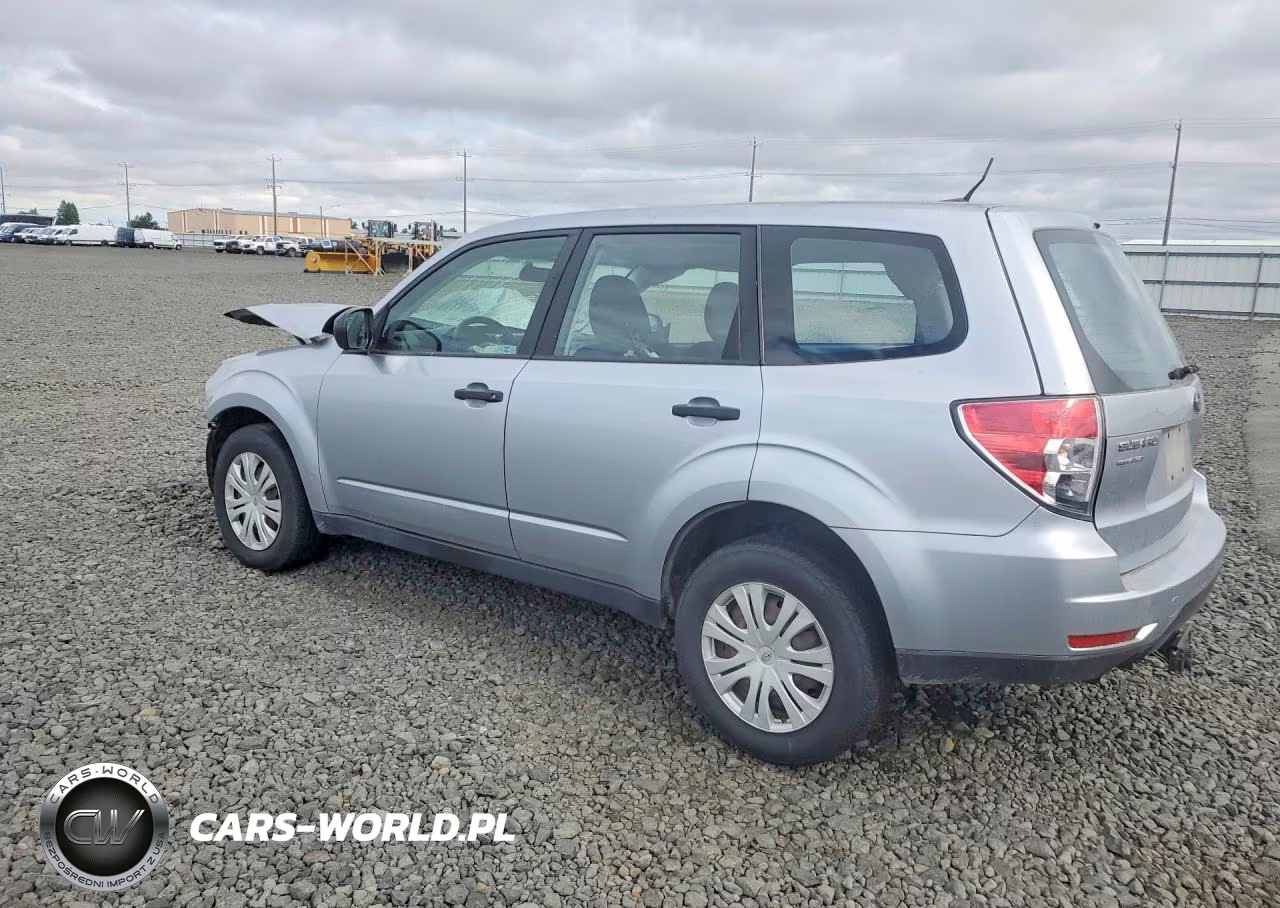 2013 Subaru Forester 2.5X VIN:JF2SHBAC1DH445801 - 2