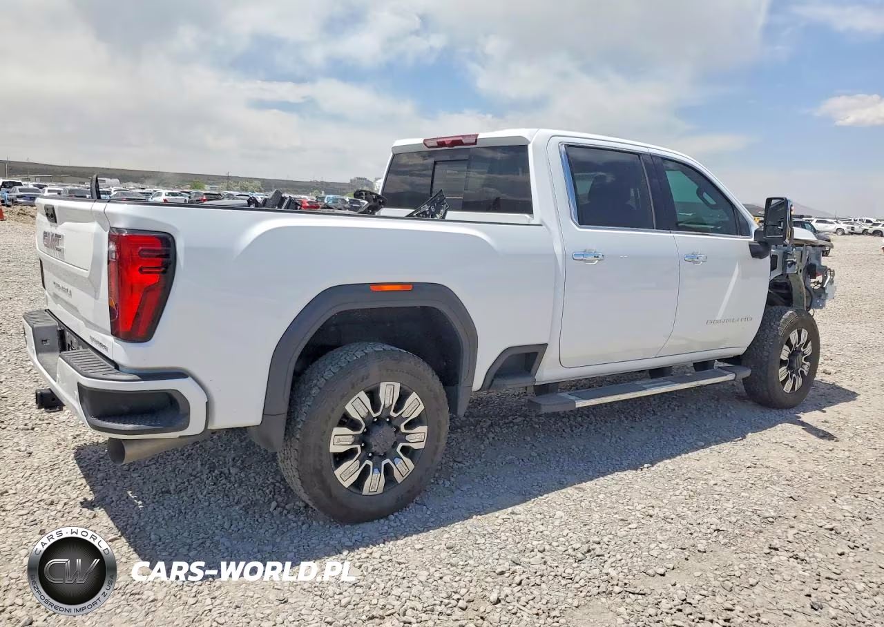 2024 GMC Sierra K3500 Denali VIN:1GT49WEY1RF391470 - 3