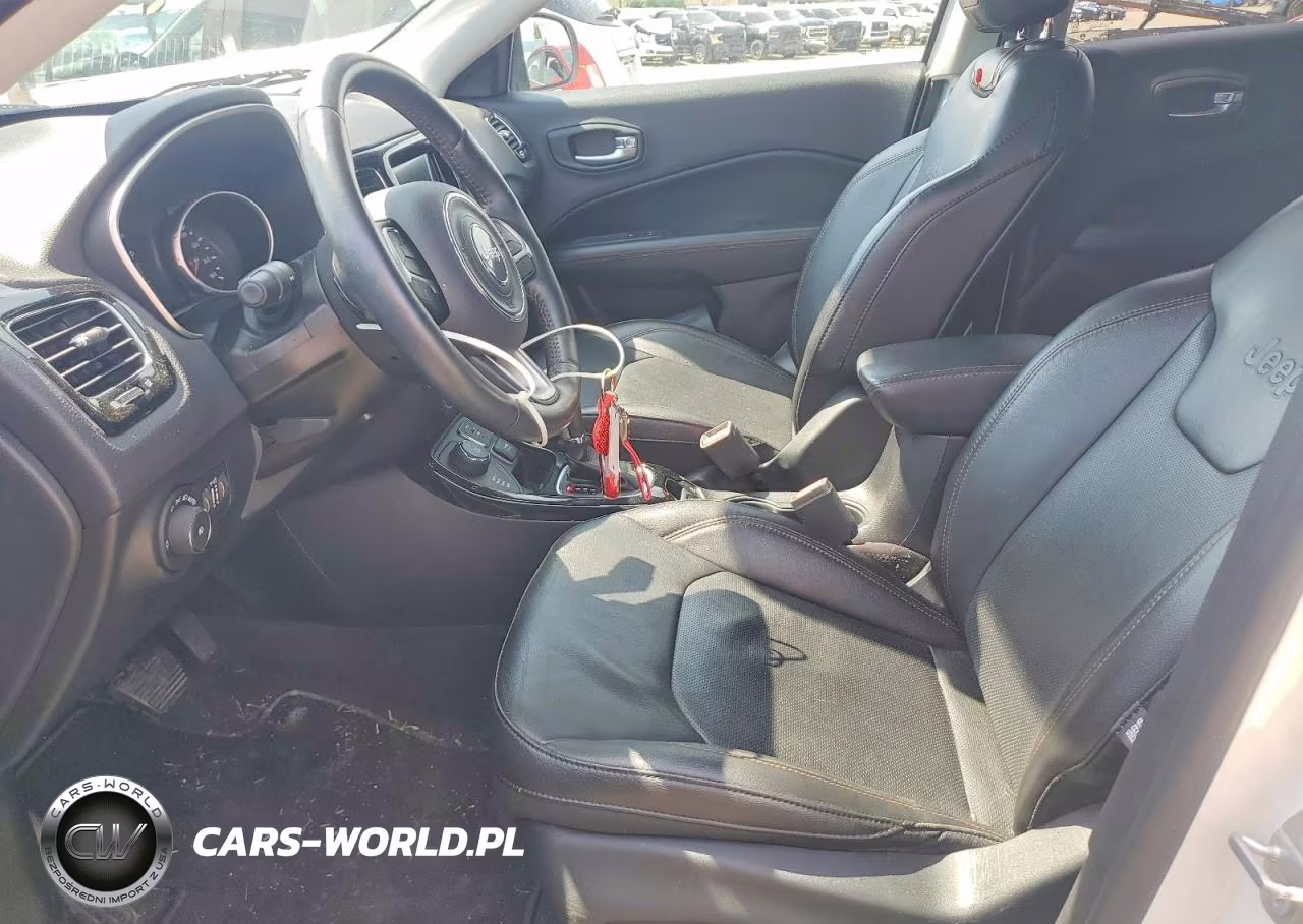 2019 Jeep Compass Limited VIN:3C4NJDCB5KT741712 - 7