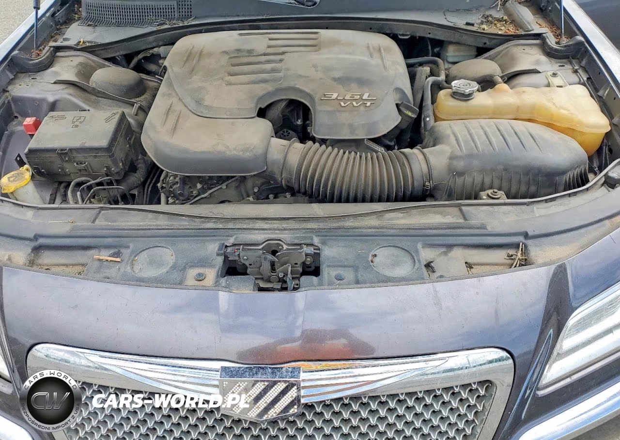 2014 Chrysler 300C VIN:2C3CCAKG5EH376866 - 11