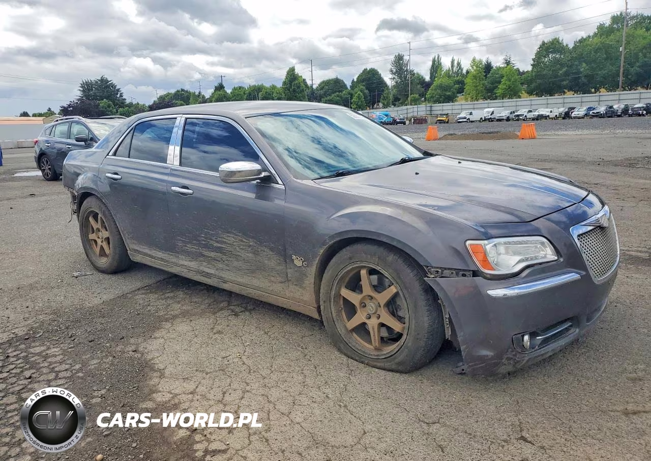 2014 Chrysler 300C VIN:2C3CCAKG5EH376866 - 4
